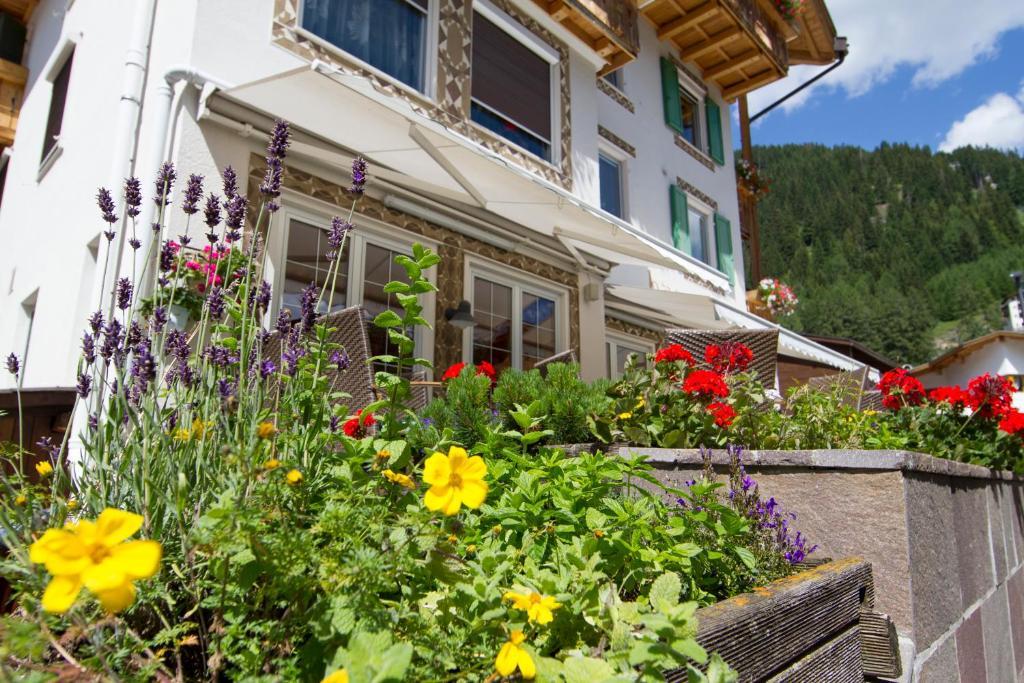 Chalet Madrisa Corvara In Badia Exterior foto